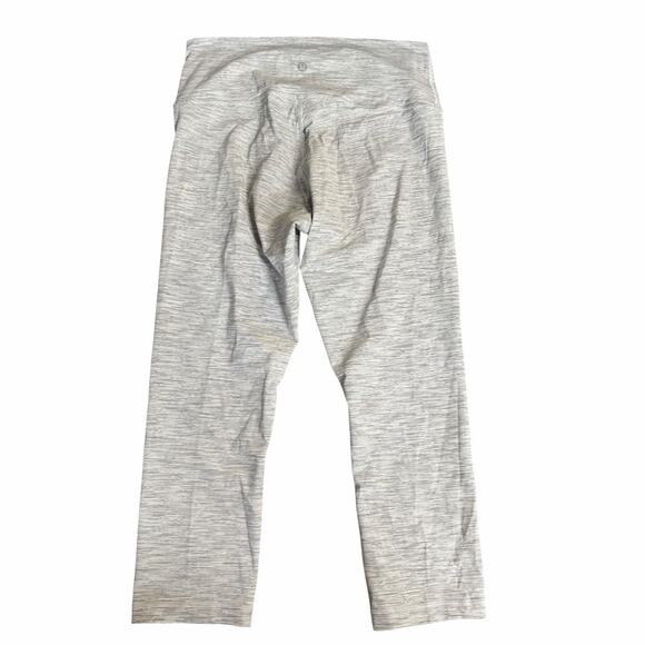 Lululemon Wunder Under Crop (High-Rise) Luxtreme 21"
Grey Size 10 - Picture 8 of 12